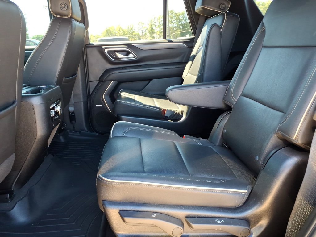 Used 2023 GMC Yukon SLT RWD image 15