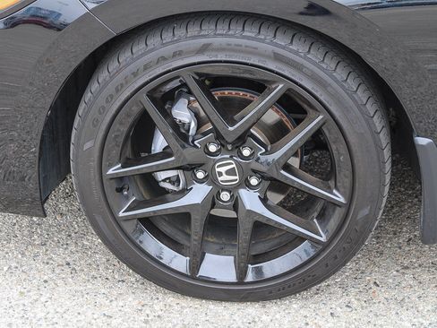 Used 2024 Honda Civic Sport image 13