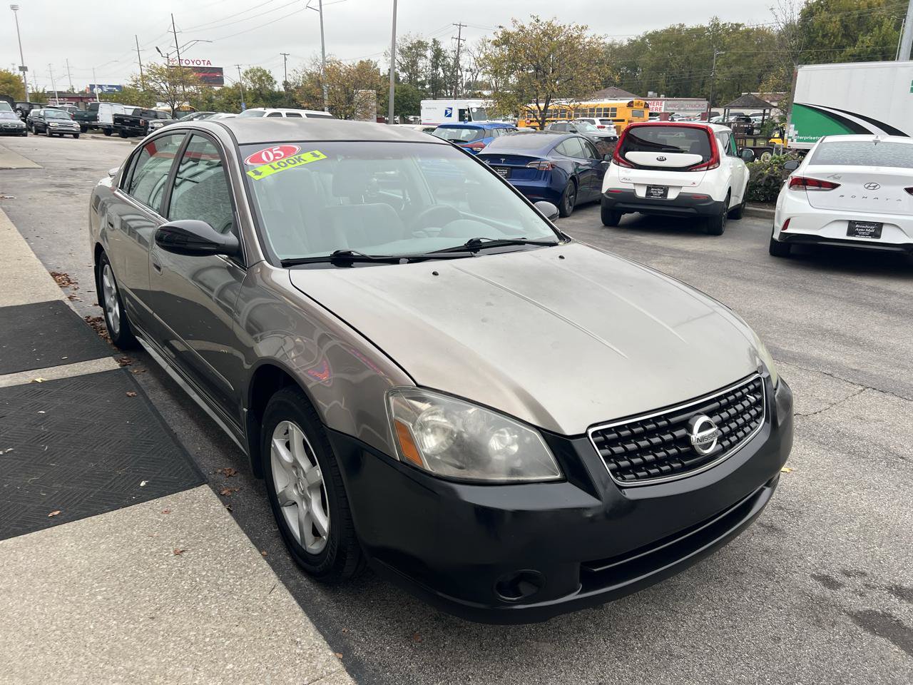 Used 2005 Nissan Altima 2.5 S w/ (F01) Convenience Pkg FWD image 9