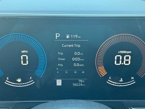 Used 2025 Hyundai Kona SEL FWD image 26