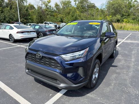 Used 2024 Toyota RAV4 XLE w/ Convenience Package AWD/4WD image 2