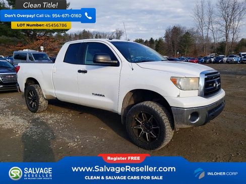 Used 2012 Toyota Tundra 4x4 Double Cab w/ Tow Pkg image 5