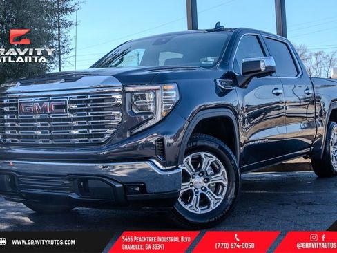 Used 2025 GMC Sierra 1500 SLT image 1