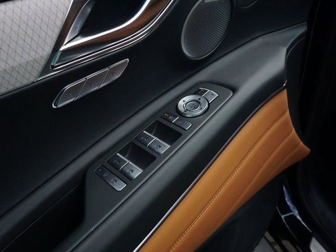 New 2025 Genesis GV80 3.5T Prestige image 13