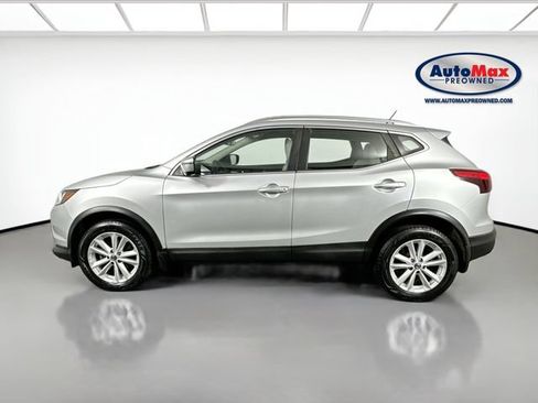 Used 2019 Nissan Rogue Sport SV w/ Technology Package AWD/4WD image 8