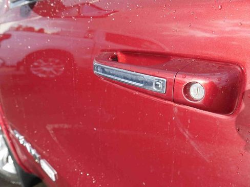 Used 2019 RAM 1500 Limited image 13