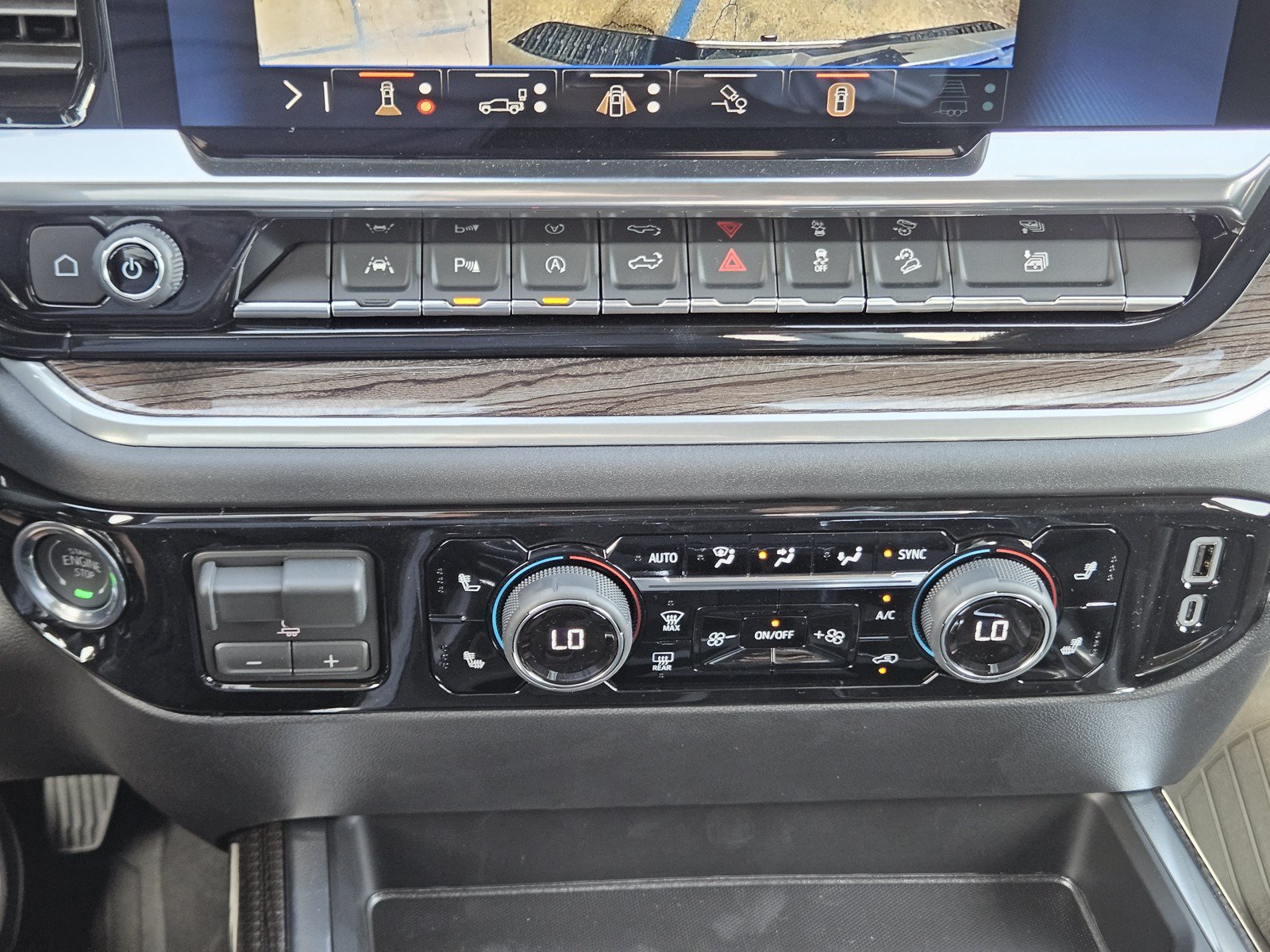 New 2026 Chevrolet Silverado 1500 RST AWD/4WD image 14