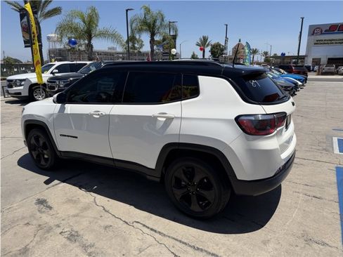Used 2019 Jeep Compass Latitude FWD image 61