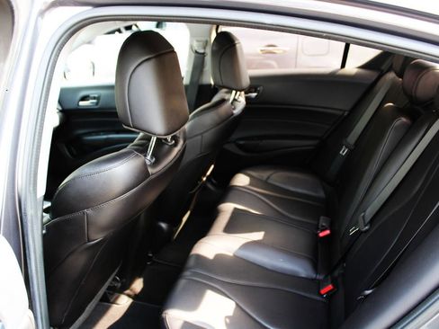 Used 2020 Acura ILX w/ Premium Package image 11