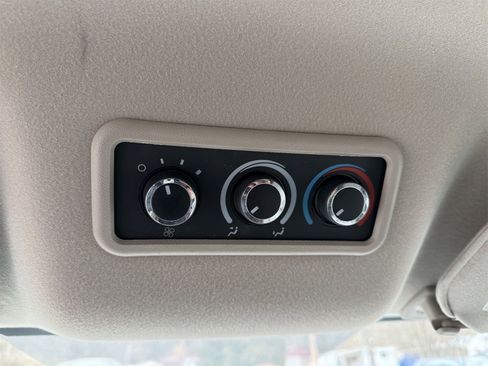 Used 2017 Chevrolet Express 3500 LT w/ LT Preferred Equipment Group image 14