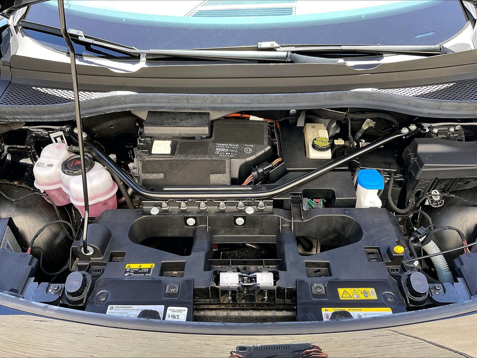 Certified 2023 Volkswagen ID.4 Pro S AWD/4WD image 8