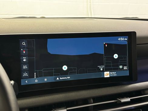 Used 2025 Hyundai Tucson SEL AWD/4WD image 13