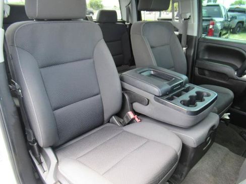 Certified 2018 Chevrolet Silverado 1500 LT RWD image 9