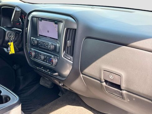 Used 2017 Chevrolet Silverado 1500 LT w/ High Desert Package RWD image 26