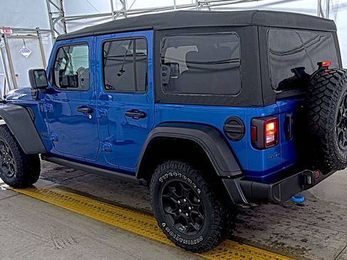 Used 2023 Jeep Wrangler Unlimited w/ Cold Weather Group image 4