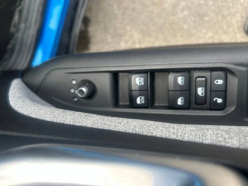 Used 2024 Jeep Compass Latitude AWD/4WD image 16