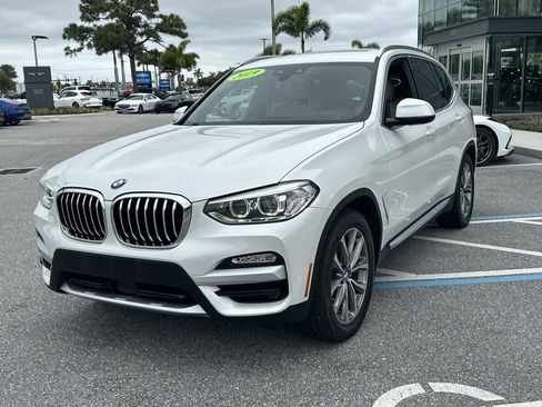 Used 2019 BMW X3 sDrive30i w/ Premium Package image 3