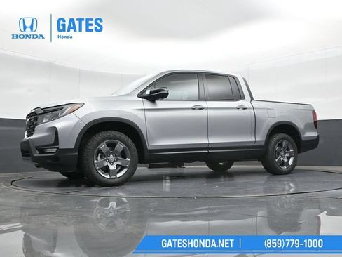 Used 2025 Honda Ridgeline TrailSport image 49