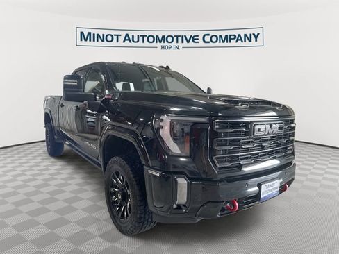 Used 2024 GMC Sierra 2500 AT4 w/ AT4 Premium Plus Package AWD/4WD image 1