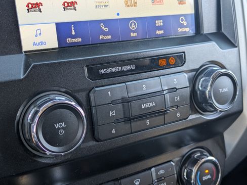 Used 2020 Ford F450 Lariat w/ Lariat Ultimate Package image 24