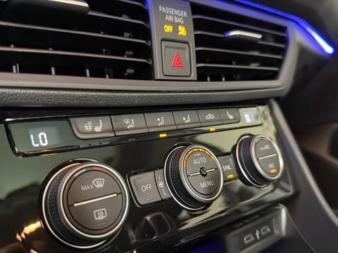 Used 2021 Volkswagen Jetta SEL FWD image 24