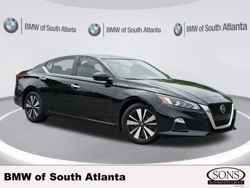Used 2022 Nissan Altima 2.5 SV FWD image 1