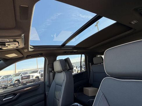 New 2026 GMC Yukon XL Elevation w/ Elevation Premium Package image 13