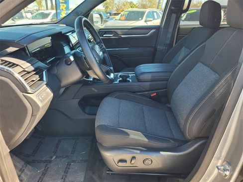 Certified 2025 GMC Acadia Elevation image 5