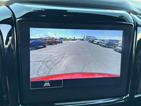 Certified 2023 Chevrolet Traverse LT w/ Midnight/Sport Edition AWD/4WD image 14