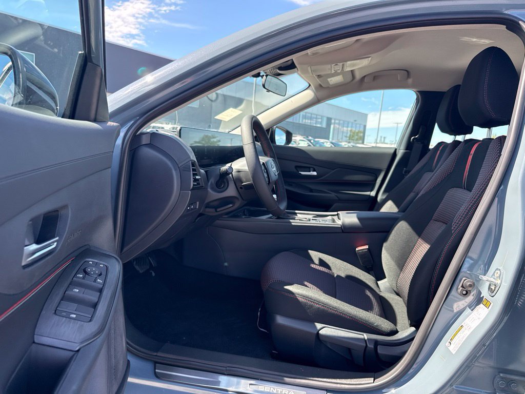 New 2027 Nissan Sentra SR FWD image 6