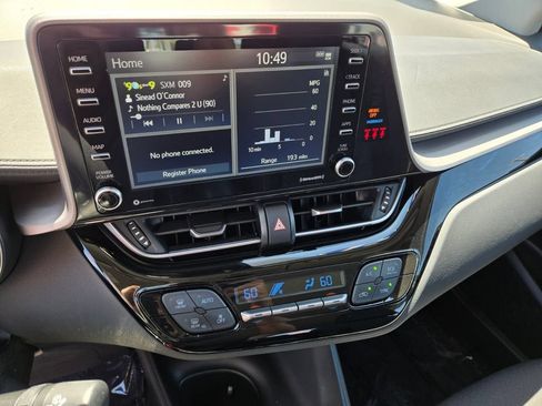Used 2021 Toyota C-HR LE FWD image 23