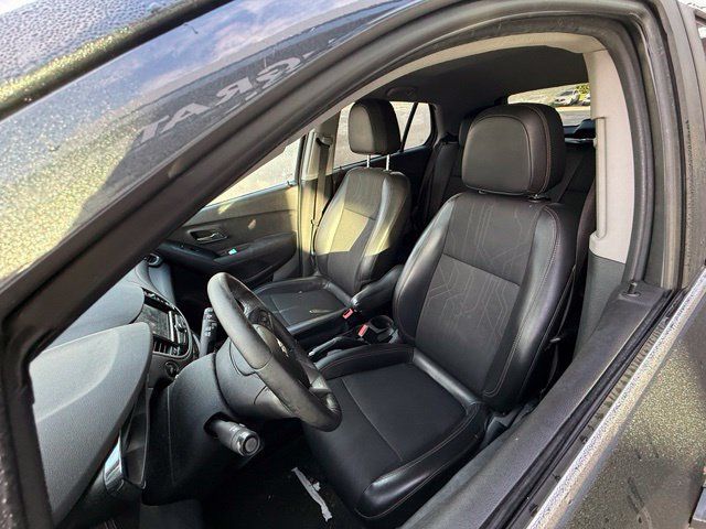 Used 2018 Chevrolet Trax LT w/ Driver Confidence Package FWD image 5