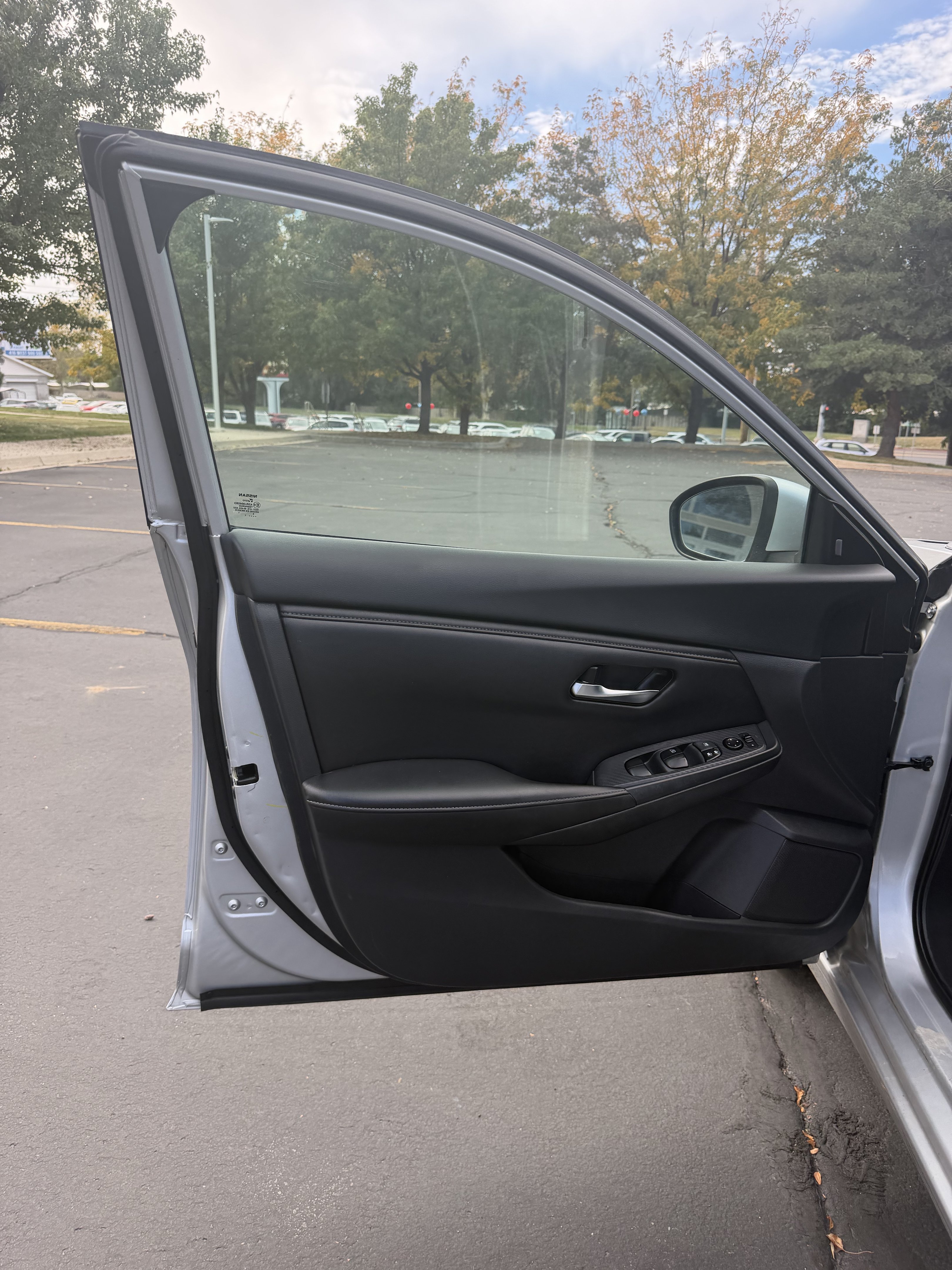 Used 2021 Nissan Sentra SV FWD image 16