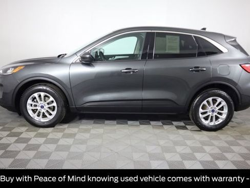 Used 2020 Ford Escape SE image 7