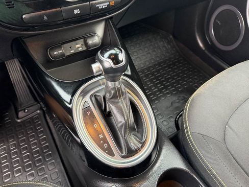 Used 2016 Kia Soul + w/ Audio Package FWD image 36