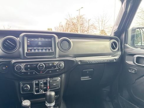 Used 2022 Jeep Wrangler Unlimited Sport image 22