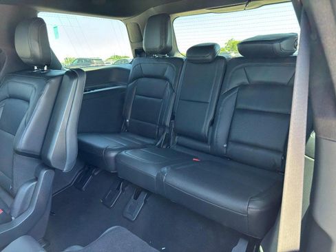 New 2026 Lincoln Navigator Reserve w/ Jet Appearance Package AWD/4WD image 10