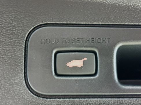 Used 2025 Acura MDX SH-AWD w/ Technology Package image 32