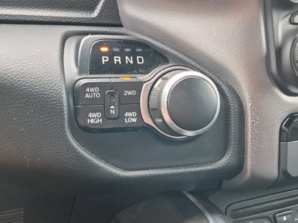Used 2019 RAM 1500 Big Horn AWD/4WD image 11