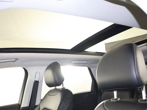 Used 2019 Ford Edge SEL w/ Equipment Group 201A image 37