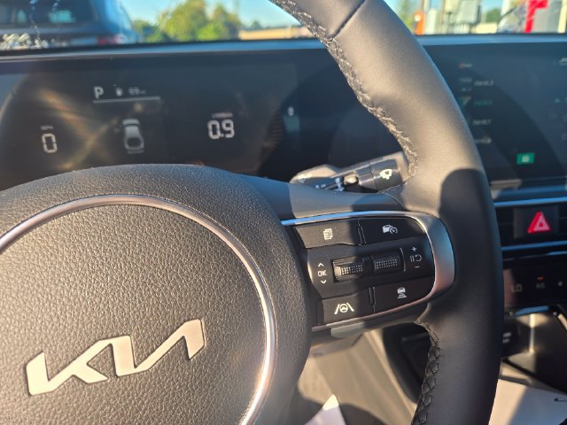 New 2027 Kia K5 GT-Line w/ GT-Line Premium Package FWD image 16