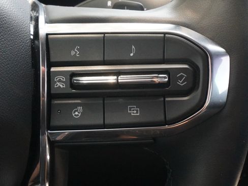 Used 2026 GMC Terrain Elevation w/ Elevation Premium Package FWD image 13