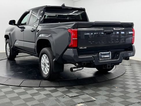Used 2026 Toyota Tacoma SR5 AWD/4WD image 12