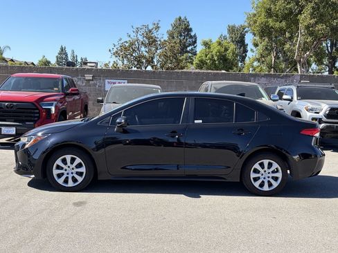 Used 2026 Toyota Corolla LE FWD image 2