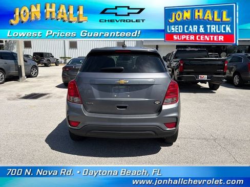 Used 2020 Chevrolet Trax LS w/ Tint and Cruise Package FWD image 7