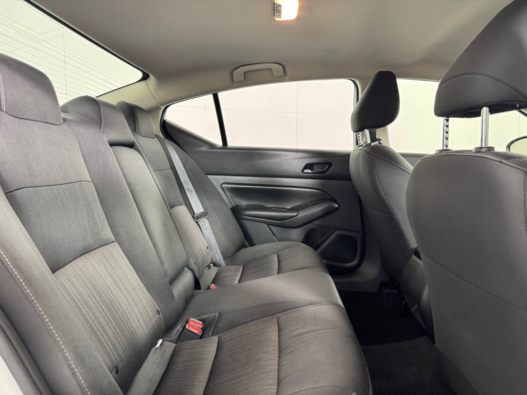 Used 2024 Nissan Altima 2.5 S FWD image 21