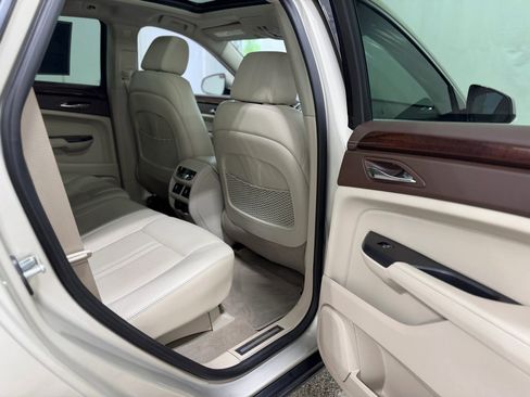 Used 2015 Cadillac SRX Premium FWD image 28