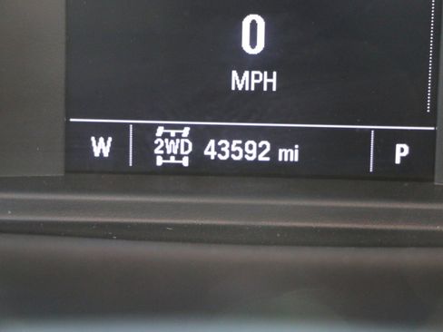 Used 2023 Chevrolet Silverado 1500 Custom image 24