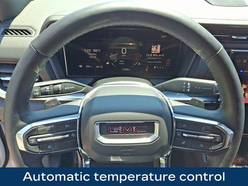 Used 2025 GMC Terrain Elevation w/ Technology Package II AWD/4WD image 4