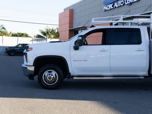 Used 2022 Chevrolet Silverado 3500 LT image 8